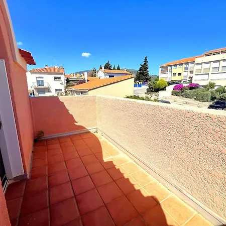 : Duplex T3 Avec Terrasse, Parking Prive, Proche - Fr-1-309-77 شقة